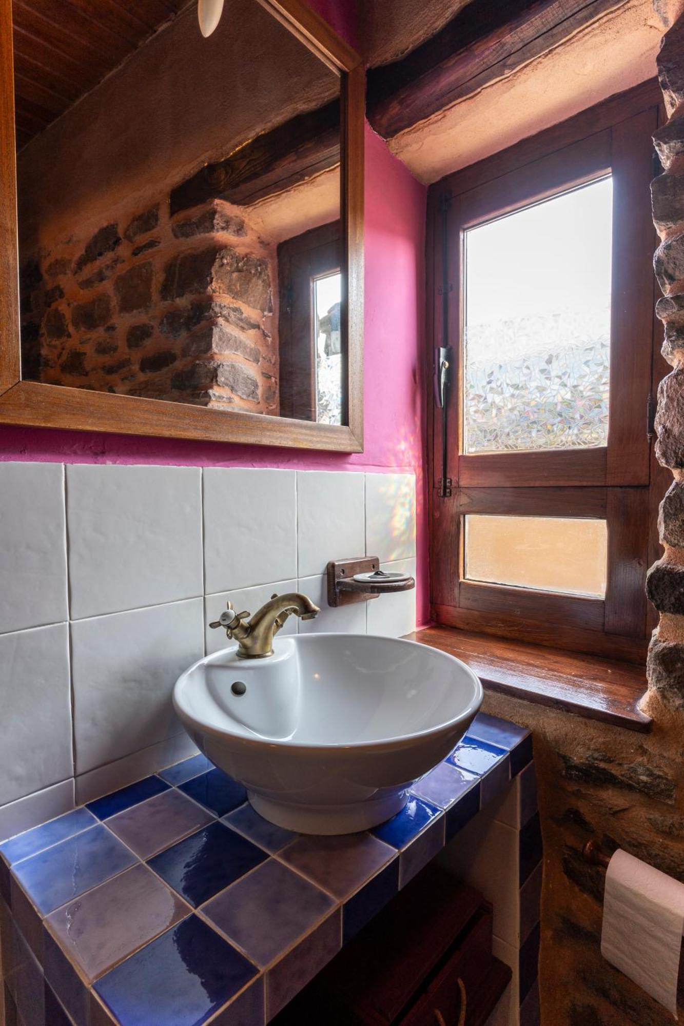 Casa De Turismo Rural Sardom3 Bembibre  Extérieur photo
