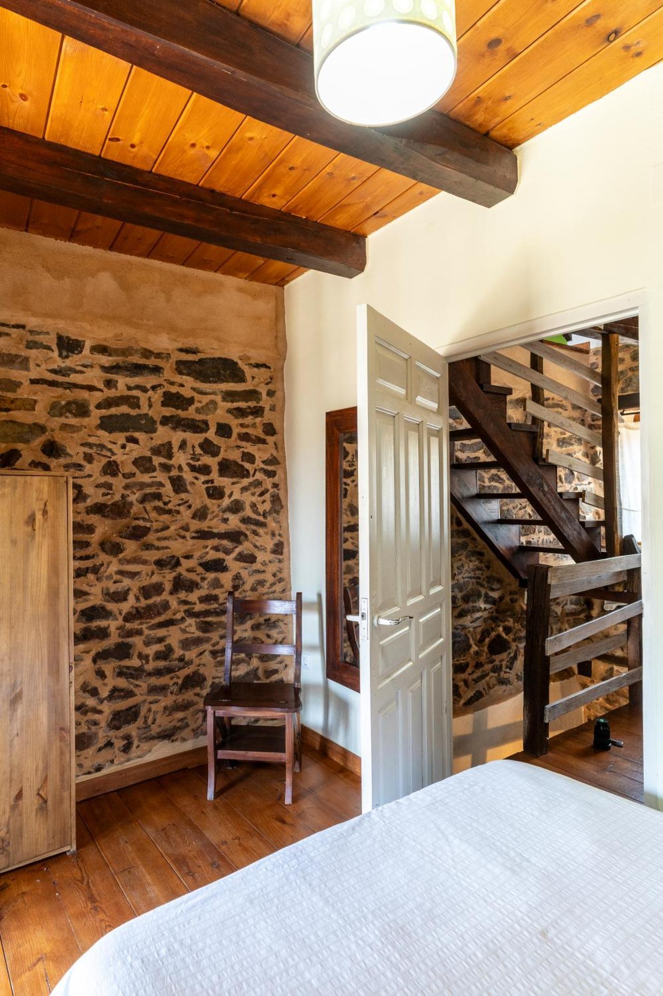 Casa De Turismo Rural Sardom3 Bembibre  Extérieur photo